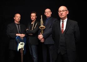 Andy Fairweather Low